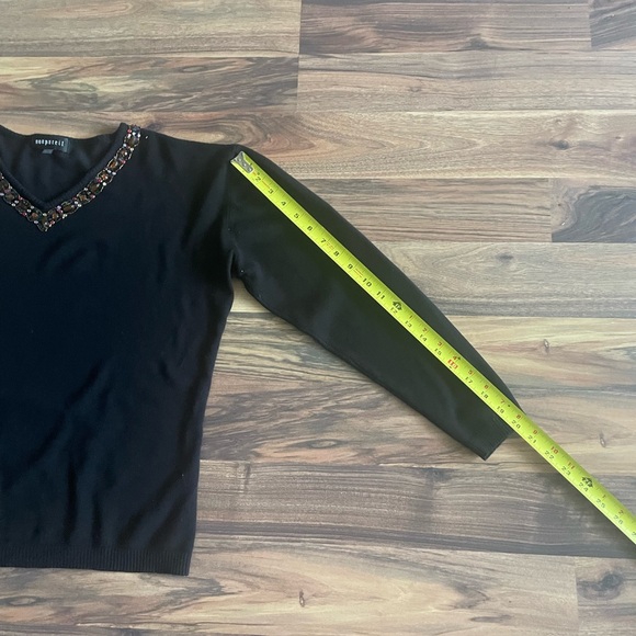 Nonpateil beaded sweater - Picture 7 of 9